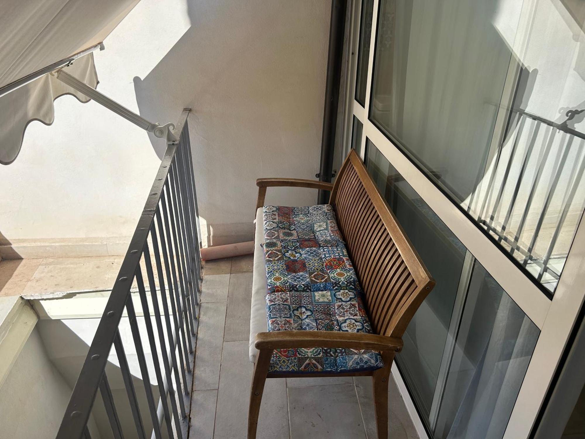 Deni'S Apartments Per 2 Con Veranda Balcone Syracuse Bagian luar foto