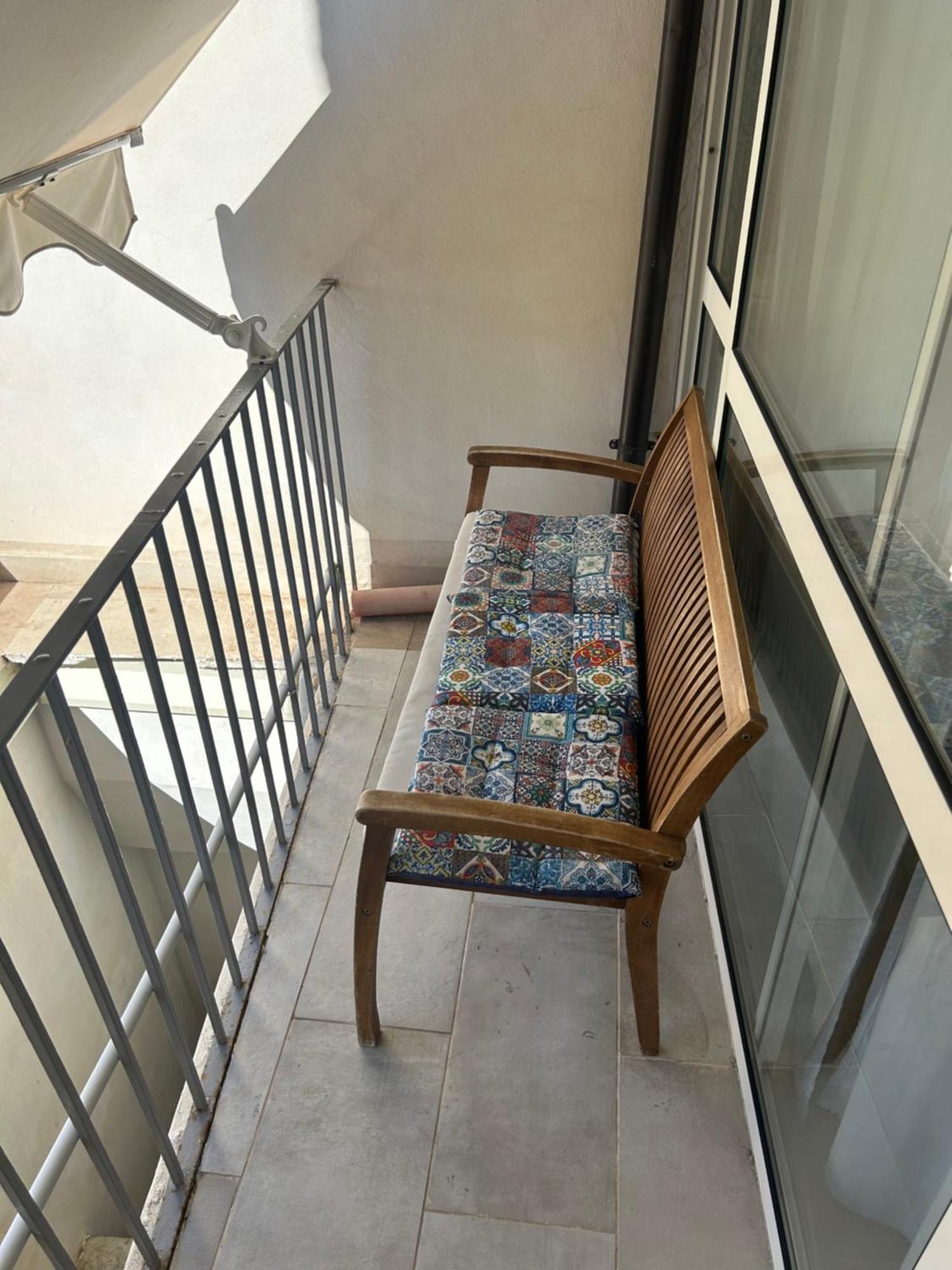 Deni'S Apartments Per 2 Con Veranda Balcone Syracuse Bagian luar foto